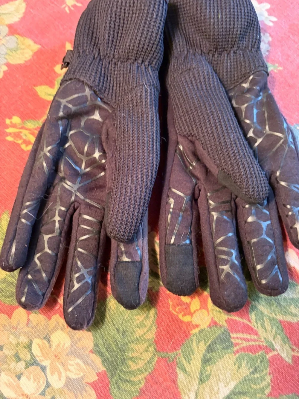Womens Spyder winter gloves, size small